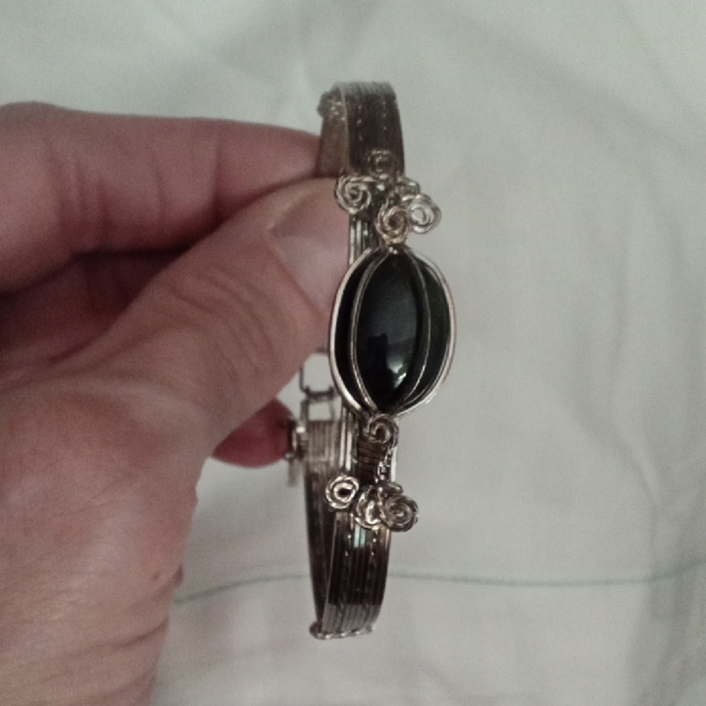 Elegant Silver and Black Women's Bracelet